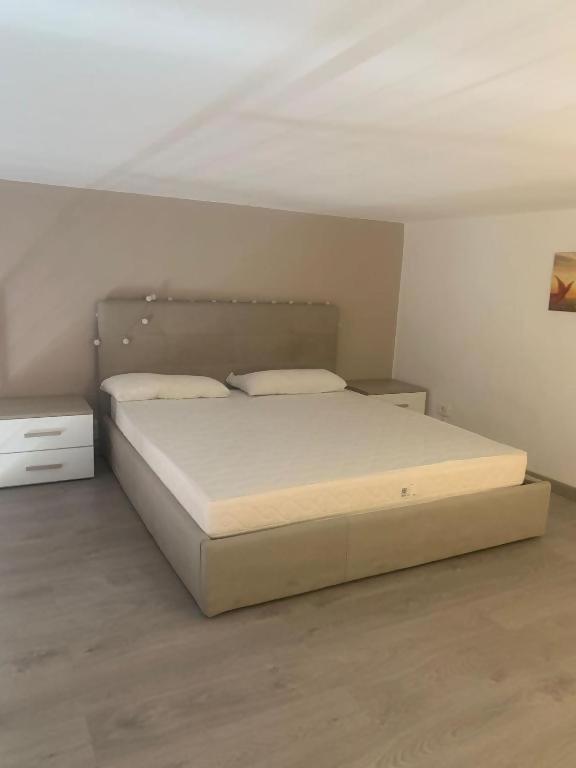 Odeon Apartment In Centro A 리보르노 외부 사진