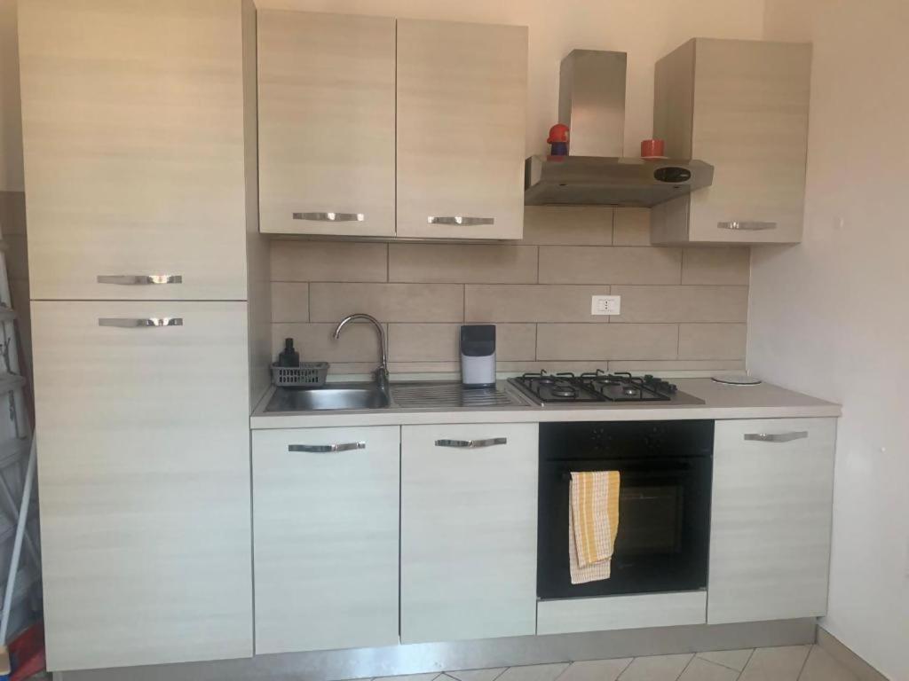 Odeon Apartment In Centro A 리보르노 외부 사진